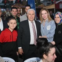 Büyükşehir, iftar sofralarını Demirtaş’ta kurdu