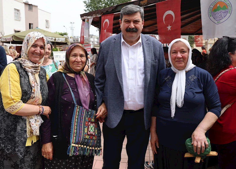 TOROSLAR BELEDİYE BAŞKANI YILDIZ EMEKÇİ KADINLAR GÜNÜNÜ KUTLADI