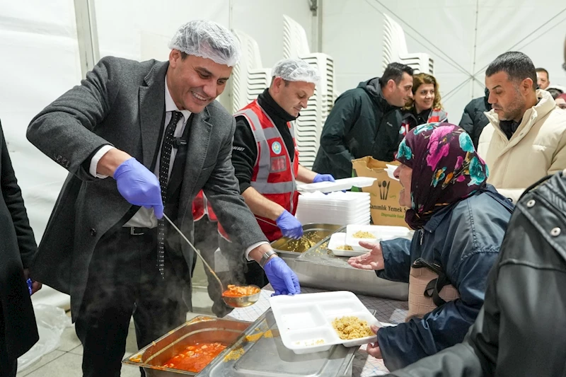 Büyükşehir’in Ramazan Sofraları 146 Bin 800 Kişiye Ulaştı