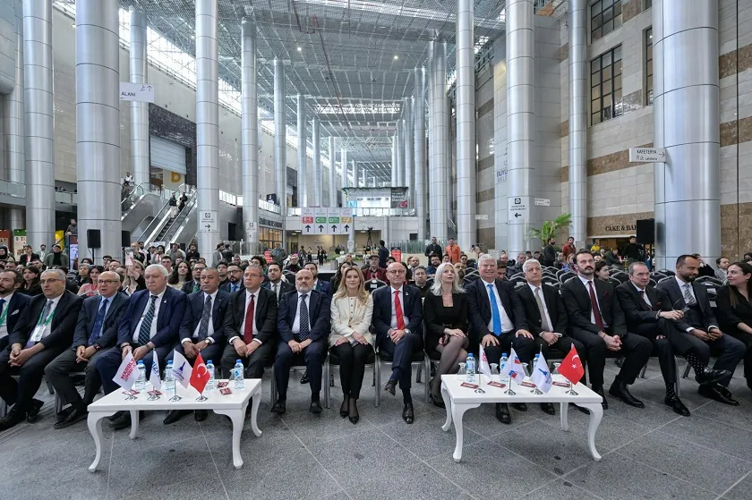  hayat veren gDoğaltaşaenç tasarımcılar ödüllerini aldı