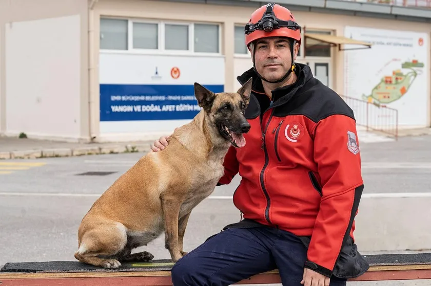 İki kardeş afetlerde mucize yaratıyor