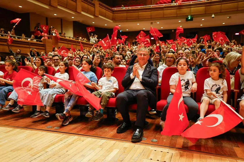 AASSM’den çocuk şarkıları yükseldi