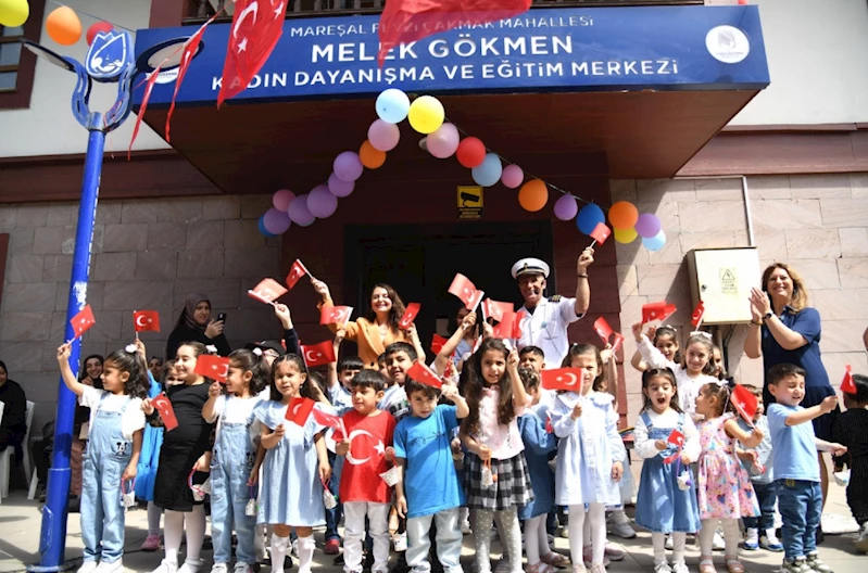 YUNUSEMRE’DE 23 NİSAN COŞKUSU KUTLAMALARLA DEVAM EDİYOR