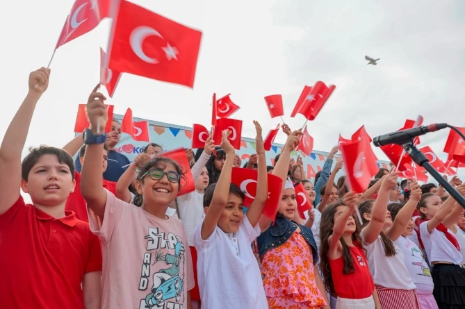 23 Nisan Coşkusu Konak’ta Doyasıya Yaşandı