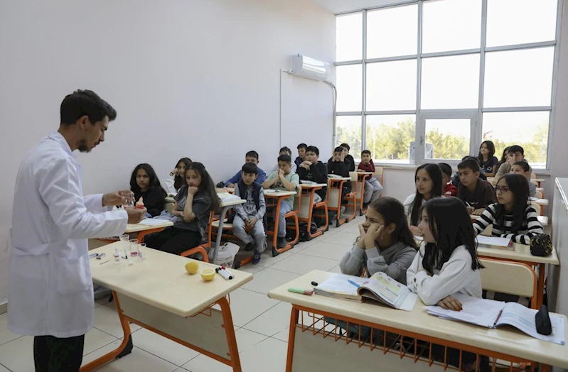 Gülnar’ın Gençleri Geleceğe Büyükşehir İle Hazırlanıyor