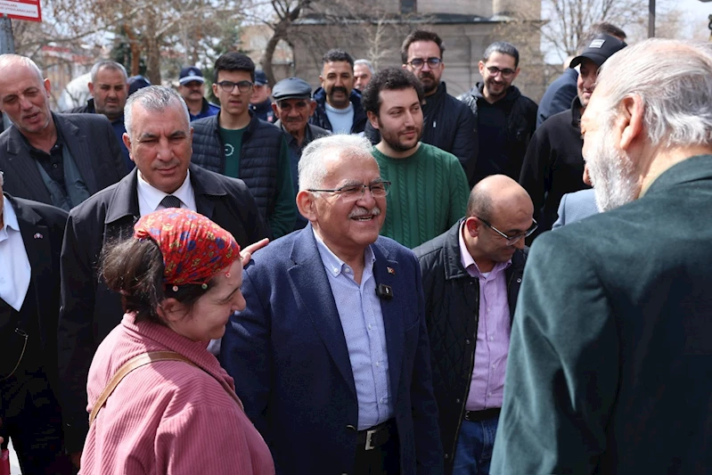 Başkan Büyükkılıç, Vatandaş ve Esnaflarla Buluştu