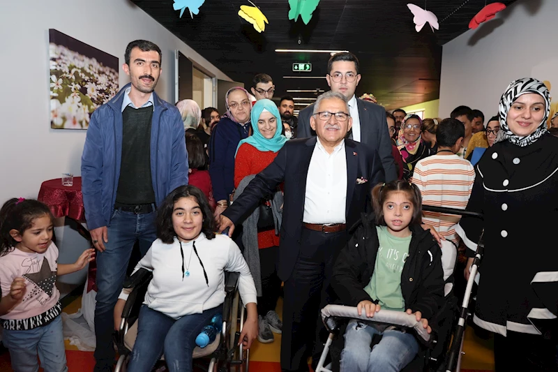 Gönül Belediyeciliğinin Mimarı Kayseri Büyükşehir’den, 6 Yılda 432 Milyon TL’lik Sosyal Hizmet