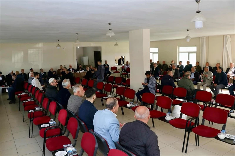 VALİ VE BELEDİYE BAŞKAN VEKİLİ KIZILKAYA, ŞEHİT SAVCI KİRAZ’IN AİLESİNE TAZİYEDE BULUNDU