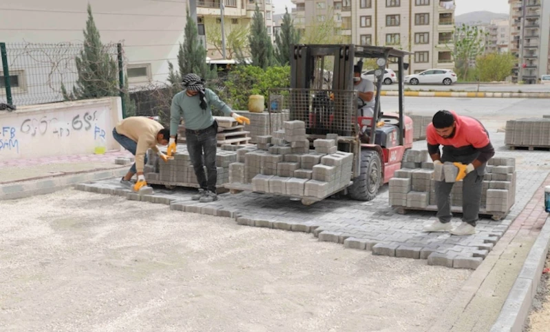 KARAKÖPRÜ’DE ÜSTYAPI ÇALIŞMALARI SÜRÜYOR