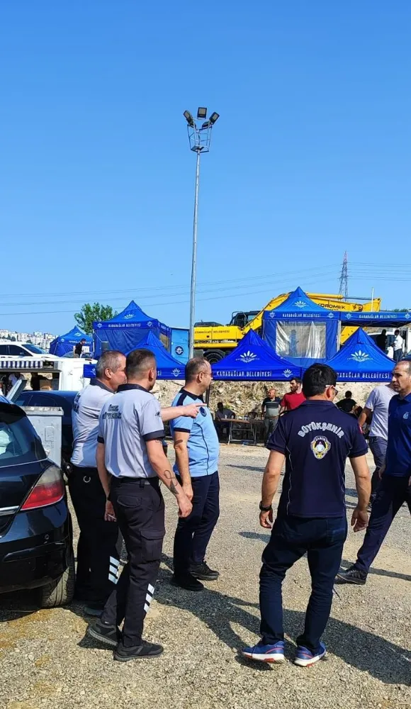 Büyükşehir zabıta ekipleri huzurlu bir bayram için sahada