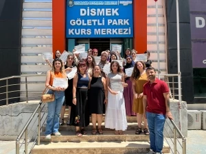Temel Bilgisayar Eğitimi’ni tamamlayan 32 kadına katılım belgesi verildi