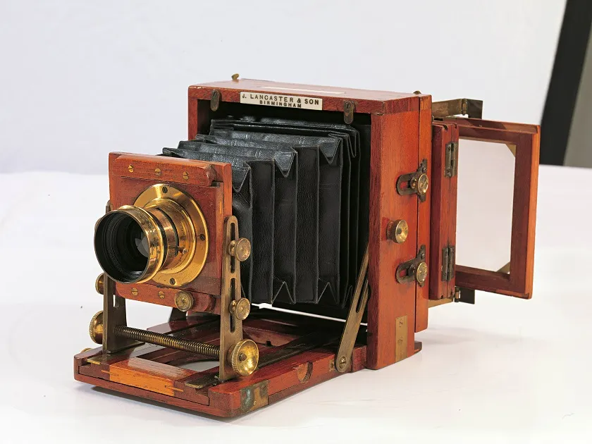 Zamanın Kadrajında Dünya Fotoğrafçılık Günü’nde Fotoğraf Tarihine Yolculuk