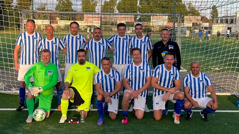Hertha BSC Veteranlar Takımından Göz Kamaştıran Sezon Açılışı: 5-1’lik Net Galibiyet