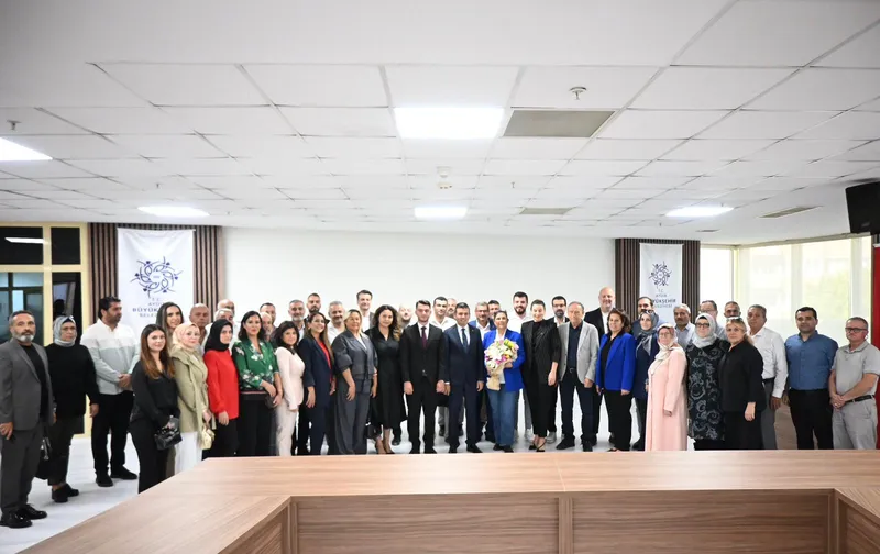 BAŞKAN ÇERÇİOĞLU’NA AK PARTİ KUŞADASI’NDAN ZİYARET