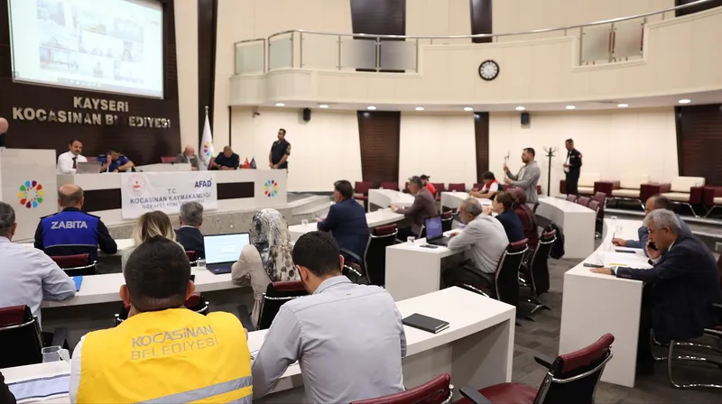 BAŞKAN ÇOLAKBAYRAKDAR: “DEPREM GERÇEĞİNİ UNUTMAYALIM, HER DAİM HAZIRLIKLI OLMALIYIZ”