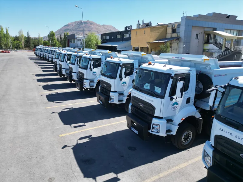 Kayseri Büyükşehir, 38 Yeni Hizmet Aracını Görücüye Çıkarıyor