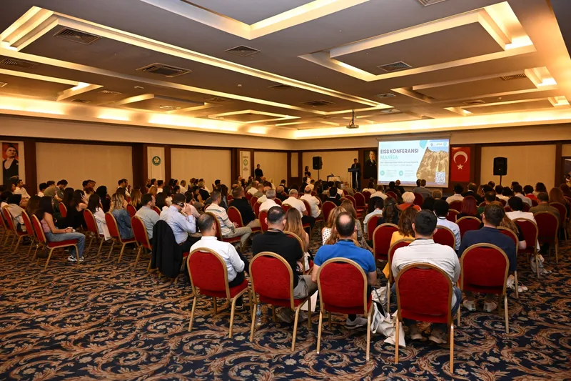 Manisa’da ‘Gelecek’ Masaya Yatırıldı