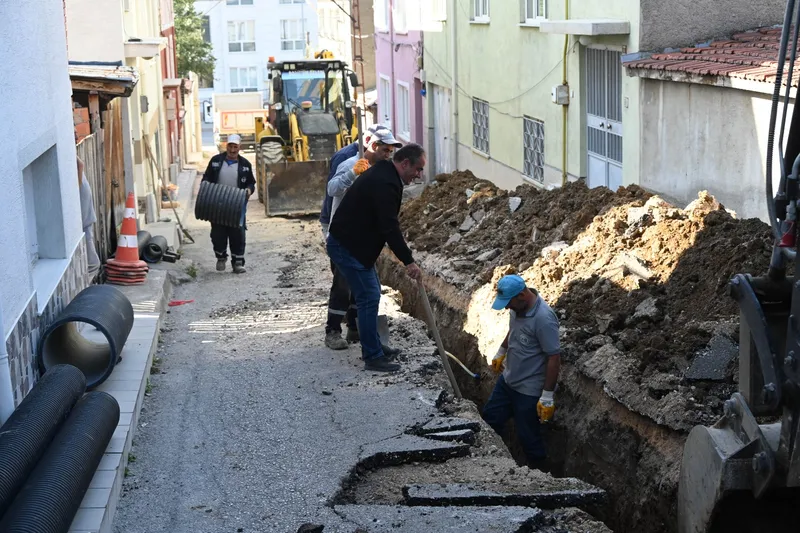 -KANALİZASYON HATTI YENİLEME ÇALIŞMALARI ERDOĞAN SOKAK