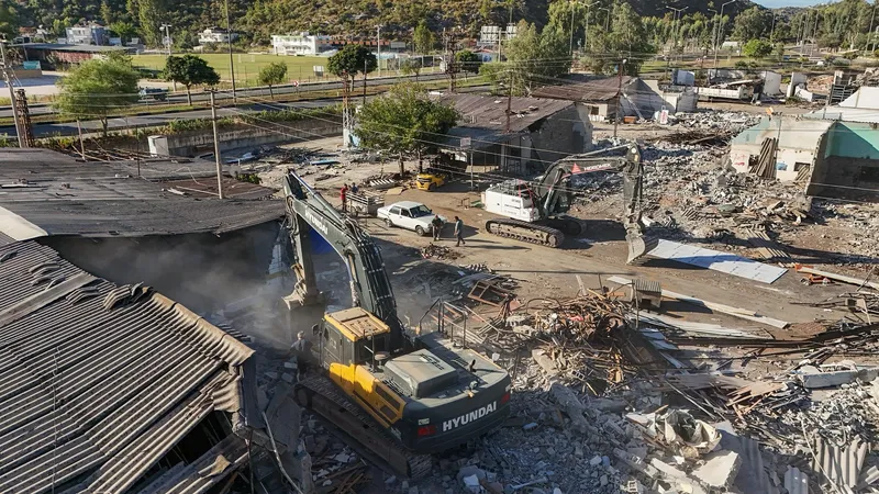 Eski Sanayi Sitesi Yıkım Çalışmaları