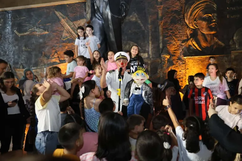 YUNUSEMRE’DEN ÇOCUKLARA ÖZEL ŞENLİK