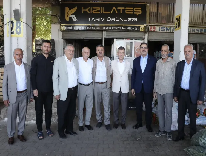 BAŞKAN CANPOLAT VE VEKİL CEVHERİ’DEN HAL PAZARI ESNAFINA ZİYARET