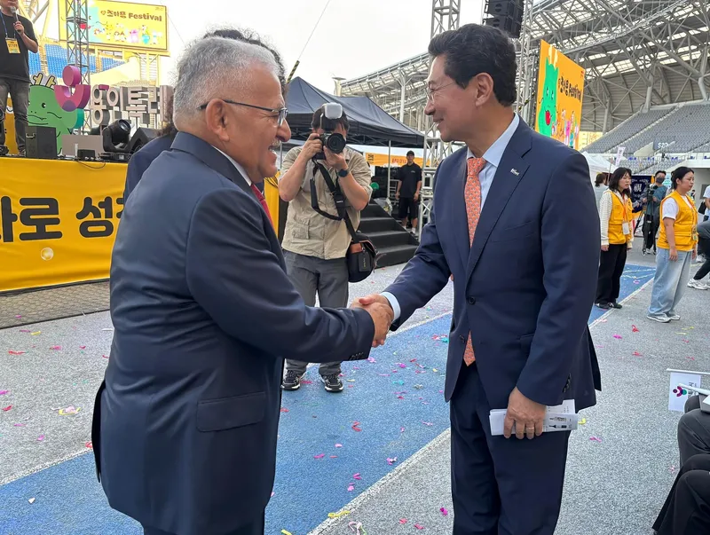 Başkan Büyükkılıç’tan Güney Kore’nin Kardeş Şehri Yongin’de İş Birliğine Yönelik Temaslar
