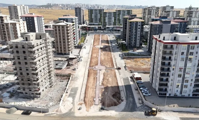 KARAKÖPRÜ BELEDİYESİNDEN MEHMETÇİK MAHALLESİ’NE YENİ PARK