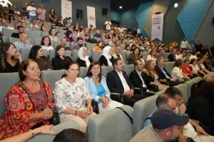 Eşbaşkan Bucak, Sur’un Hafızası belgeselini izledi