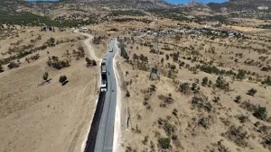 13 ilçenin kırsal mahallelerinde 309 kilometrelik yol yenilenerek hizmete sunuldu