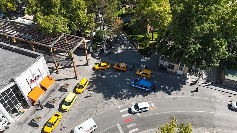 Büyükşehir Zabıtası’ndan Taksi ve Duraklarına Yönelik Denetim