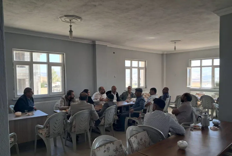 İpekyolu Belediyesi, Kırsal Mahallelerde Halkla Buluştu